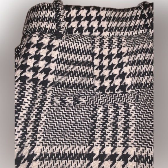 NWT Tweed Houndstooth Plaid High Waist Coquette Dress Shorts Black White H&M 2 - Picture 7 of 14